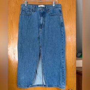 Abercrombie High Rise Midi Skirt in medium wash!